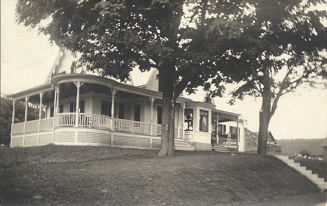Historic picture of the Mill House